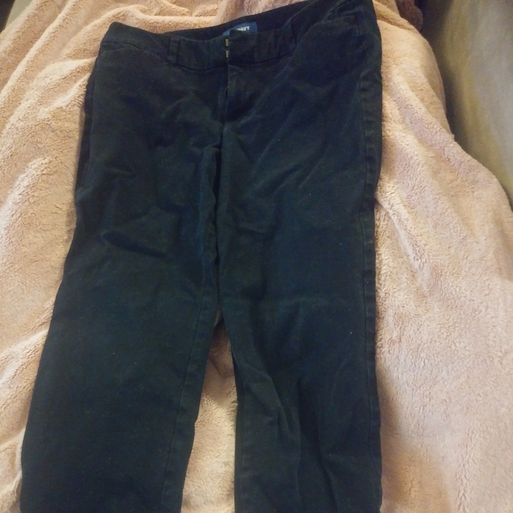 Old Navy Mid-Rise Size 6 Black Jeans